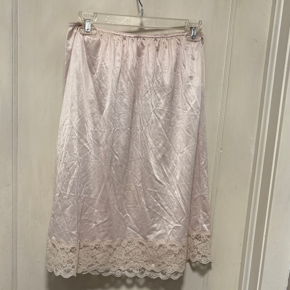 Vintage JC Penny Elegant Lace Trim Satin Slip Skirt 16 to 18 - Picture 5 of 6